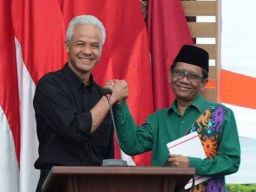 Elektabilitas Ganjar-Mahfud Disalip Pasangan AMIN, Ini Kata Sekjen PDI-P