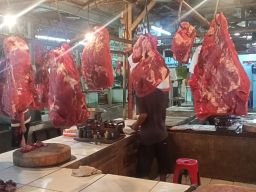 Jelang Libur Nataru, Stok dan Harga Daging Sapi Masih Stabil
