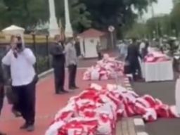 Program Bagi-bagi Sembako Jelang Pemilu Untuk Arahkan Paslon Tertentu Dinilai Sangat Berbahaya