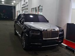 Diduga Dibeli dari Hasil "Rampok" Duit Negara, Kejagung Sita Sejumlah Mobil Mewah Milik Suami Sandra Dewi