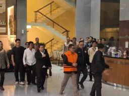 Hasto dan Hevearita Ditahan, KPK Mulai Cicil Kasus Politisi PDIP