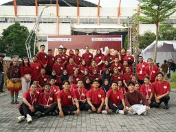 Fun Walk Warnai Dies Natalis ke-3 Asrama Mahasiswa Nusantara Surabaya