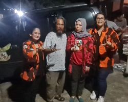 Tebar Kebaikan di Bulan Ramadhan, DPW Srikandi Pemuda Pancasila Jatim Bagi Sembako