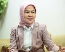 Kasus Binomo Makan Banyak Korban, DPR: Trader Harus Lebih Jeli, Pintar