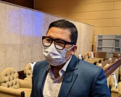 Komisi II DPR Tetapkan Tujuh Anggota KPU RI