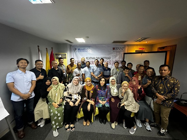 Sukses Gelar Askom, HJKI Jatim dan Forjasi Indonesia Membentuk TUK Bidang Konstruksi 