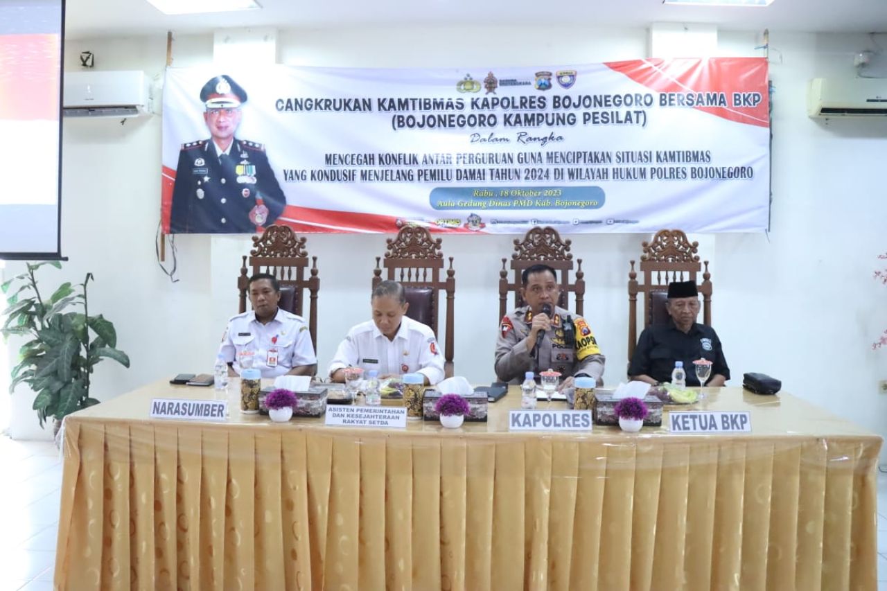 Cangkrukan Kamtibmas, Kapolres Bojonegoro Ajak Perguruan Silat Ciptakan Pemilu Damai dan Aman