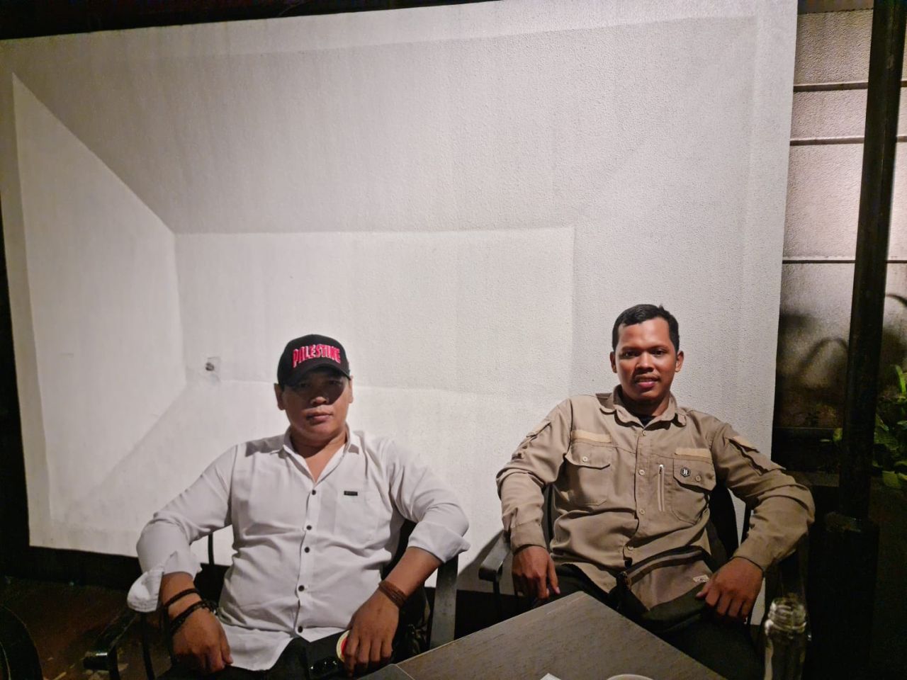 Ketua Umum PMPRI, Rohimat alias Joker (Kiri)