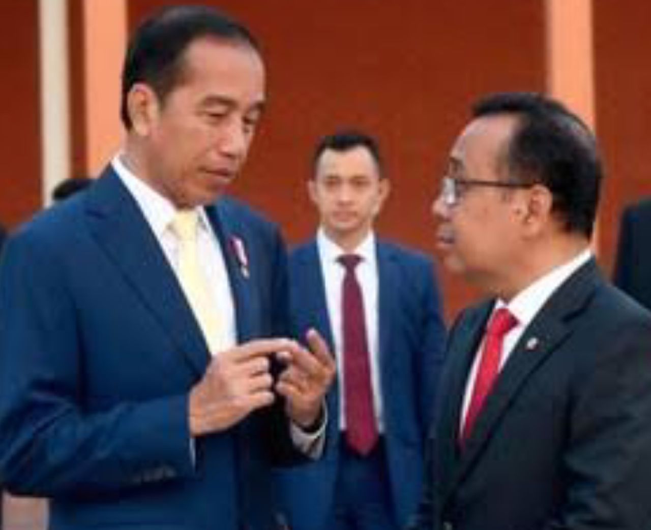 Jokowi kenakan Dasi Kuning (Ist)