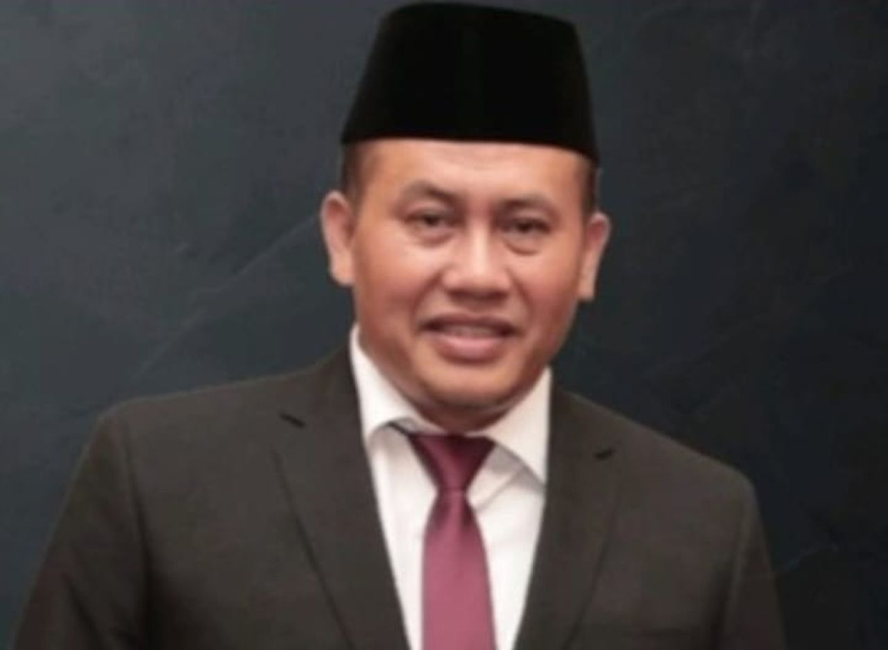M. Mufti Mubarok (3M).