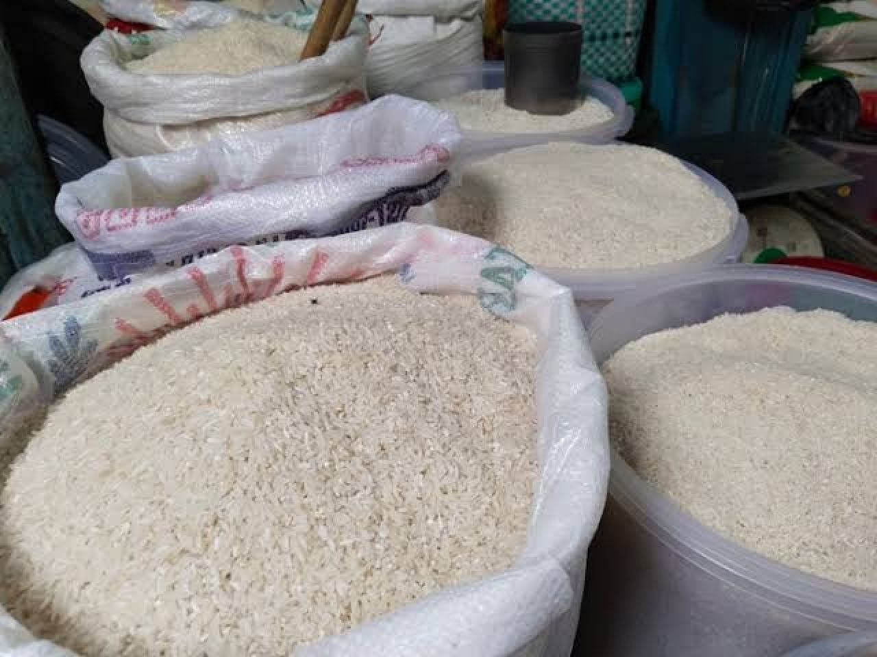 Ditanya Soal Kenaikan Harga Beras, Jokowi Malah Nyuruh Wartawan Cek ke Pasar