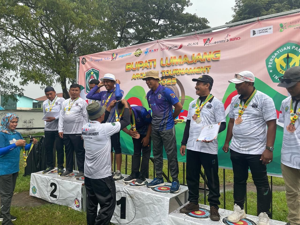 Atlet Panahan Menart 2 Mar Borong Medali di Lumajang
