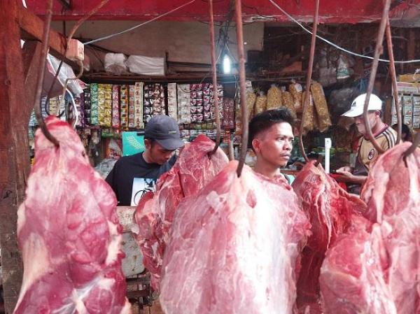 Pedagang daging sapi (Foto: Istimewa)
