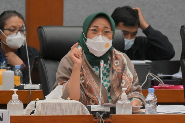 Wakil Ketua Komisi X: Wacana Perubahan Status Pandemi Jadi Endemi Harus Ada Aturan